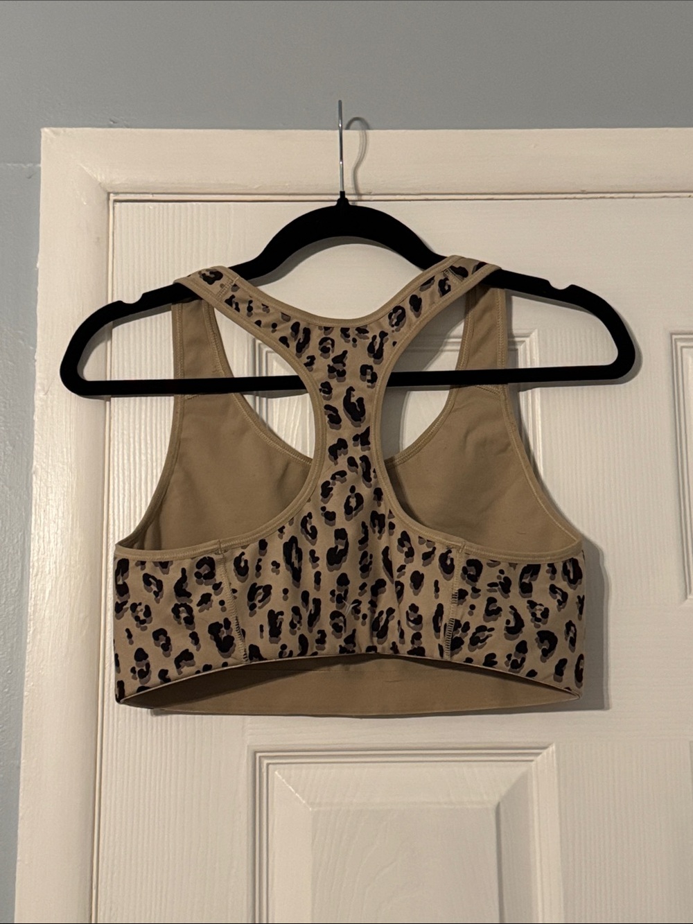 Old Navy Taupe Leopard Print Racerback Sports Bra - Picture 2 of 2